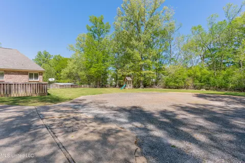 Exterior - 130 Keith Ln, Clinton, MS 39056 photo 28 of 37