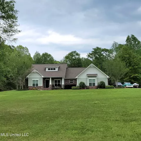 20148 Midway Rd, Terry, MS 39170