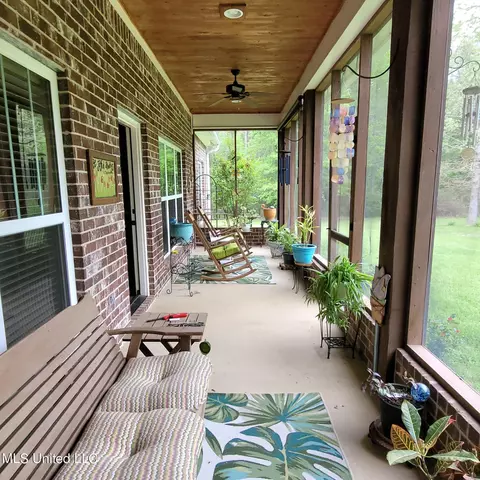Exterior - 20148 Midway Rd, Terry, MS 39170 photo 5 of 8