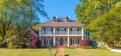 1433 Highland Park Dr, Jackson, MS 39211