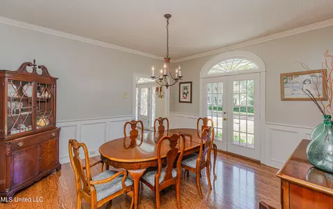 Dining - 1433 Highland Park Dr, Jackson, MS 39211 photo 1 of 5