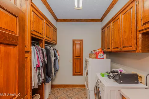 Other - 1433 Highland Park Dr, Jackson, MS 39211 photo 8 of 13