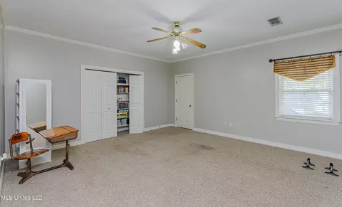 Bedroom - 1433 Highland Park Dr, Jackson, MS 39211 photo 2 of 3