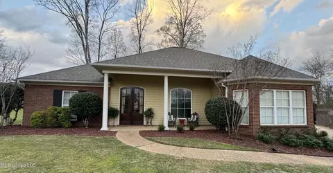 142 Cambridge Cv, Clinton, MS 39056