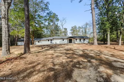 Exterior - 1208 Barton Agricola Rd, Lucedale, MS 39452 photo 11 of 15