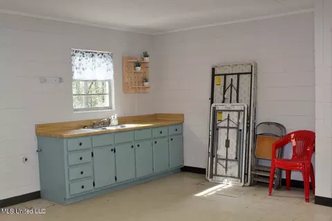 Kitchen - 1208 Barton Agricola Rd, Lucedale, MS 39452 photo 1 of 1