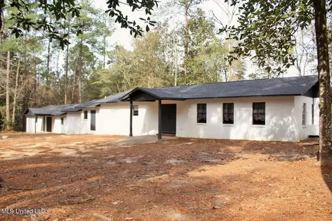 Exterior - 1208 Barton Agricola Rd, Lucedale, MS 39452 photo 5 of 15