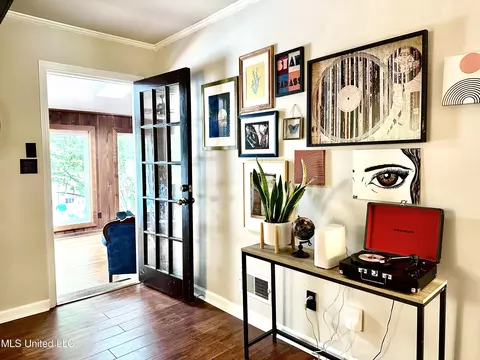 Entry Way - 2088 Aspen Dr, Nesbit, MS 38651 photo 1 of 1