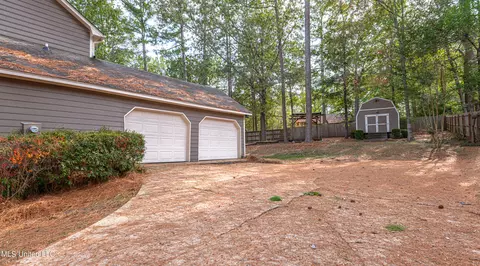 Exterior - 545 Dixton Dr, Brandon, MS 39047 photo 8 of 14