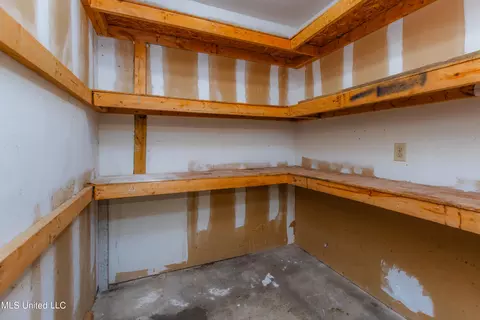 Other - 545 Dixton Dr, Brandon, MS 39047 photo 1 of 18