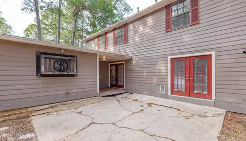 Exterior - 545 Dixton Dr, Brandon, MS 39047 photo 12 of 14