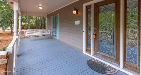 Exterior - 545 Dixton Dr, Brandon, MS 39047 photo 5 of 14