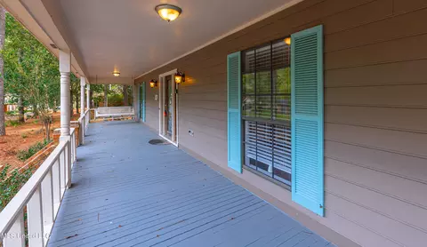 Exterior - 545 Dixton Dr, Brandon, MS 39047 photo 4 of 14