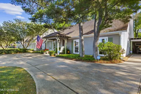 Exterior - 1615 Sheffield Dr, Jackson, MS 39211 photo 3 of 6
