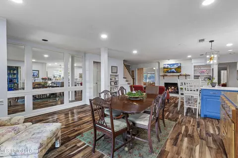 Dining - 1615 Sheffield Dr, Jackson, MS 39211 photo 3 of 4