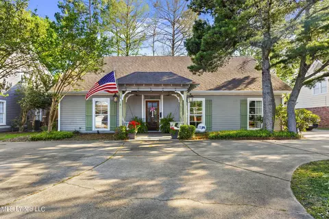 1615 Sheffield Dr, Jackson, MS 39211