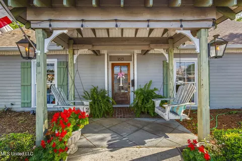 Exterior - 1615 Sheffield Dr, Jackson, MS 39211 photo 2 of 6