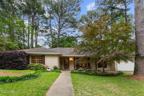 5316 Balmoral Dr, Jackson, MS 39211