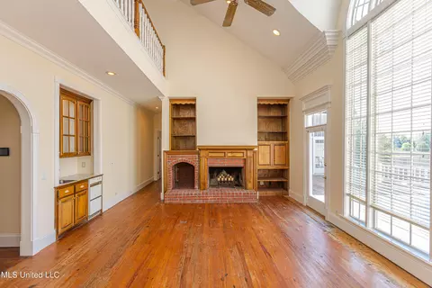 Living - 280 Mccullough Ln, Flora, MS 39071 photo 1 of 4