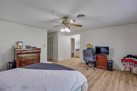 Bedroom - 1248 Lee Ln, Raymond, MS 39154 photo 2 of 4
