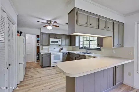 Kitchen - 1248 Lee Ln, Raymond, MS 39154 photo 1 of 4