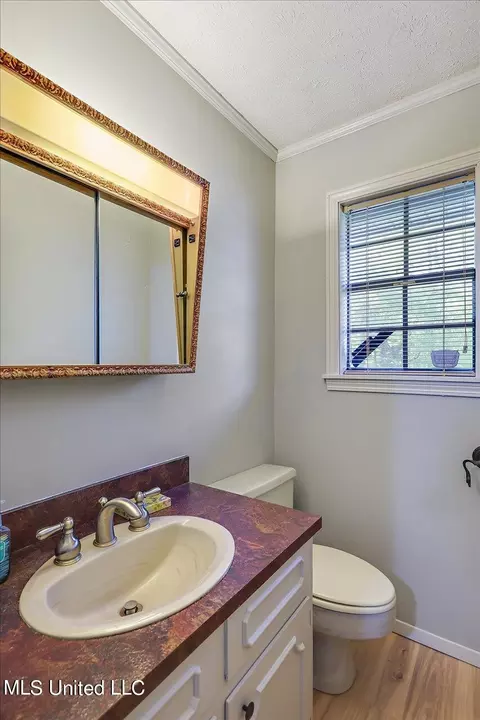 Bath - 1248 Lee Ln, Raymond, MS 39154 photo 1 of 4