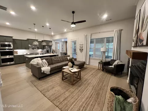 Living - 6944 Sunrise Loop S, Olive Branch, MS 38654 photo 2 of 3