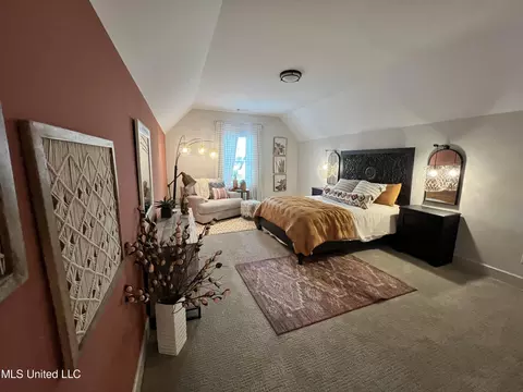 Bedroom - 6944 Sunrise Loop S, Olive Branch, MS 38654 photo 4 of 4