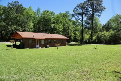 440 Stapp St, Wiggins, MS 39577 photo 16