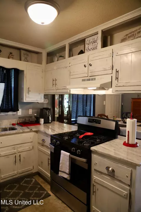440 Stapp St, Wiggins, MS 39577 photo 8