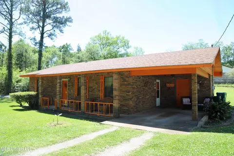 440 Stapp St, Wiggins, MS 39577