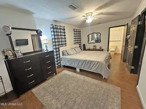 Bedroom - 137 Louis Ln, Lucedale, MS 39452 photo 2 of 10