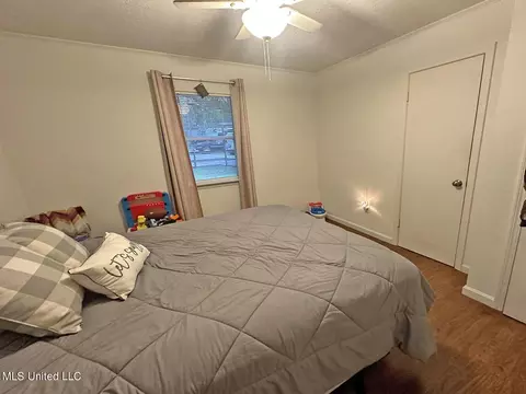 Bedroom - 137 Louis Ln, Lucedale, MS 39452 photo 6 of 10