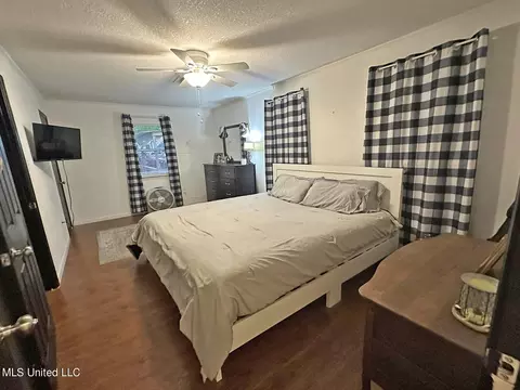 Bedroom - 137 Louis Ln, Lucedale, MS 39452 photo 1 of 10