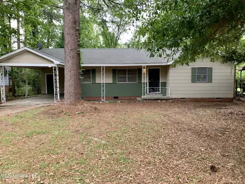 919 Reaves St, Jackson, MS 39204