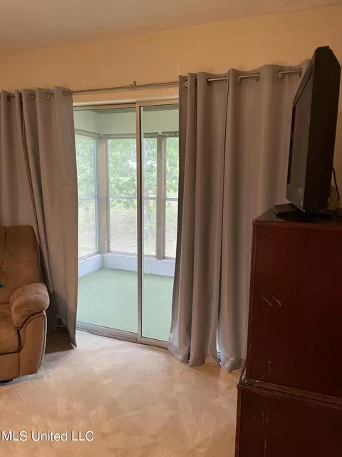 Bedroom - 60 Sycamore Ln, Brandon, MS 39042 photo 2 of 2