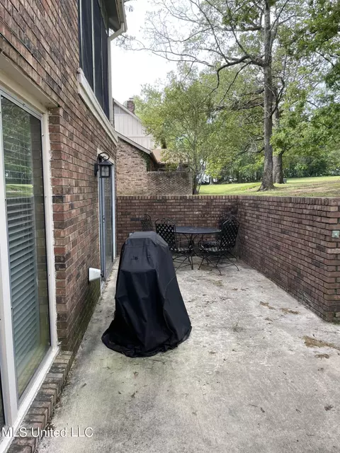 Exterior - 60 Sycamore Ln, Brandon, MS 39042 photo 1 of 1