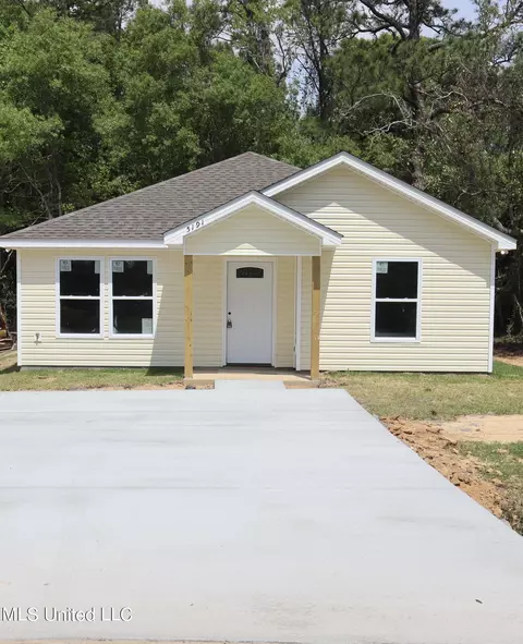 5191 Polk St, Gulfport, MS 39501