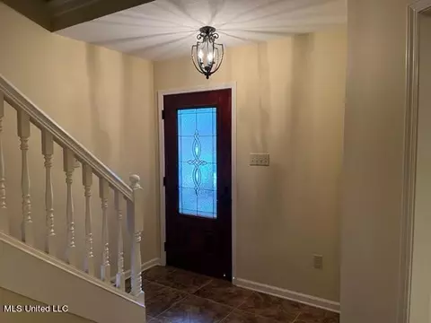 Entry Way - 731 Fairways Trl, Hernando, MS 38632 photo 1 of 6
