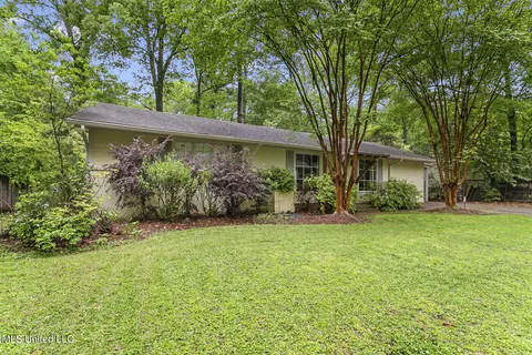 Exterior - 4351 Manhassett Dr, Jackson, MS 39211 photo 6 of 6