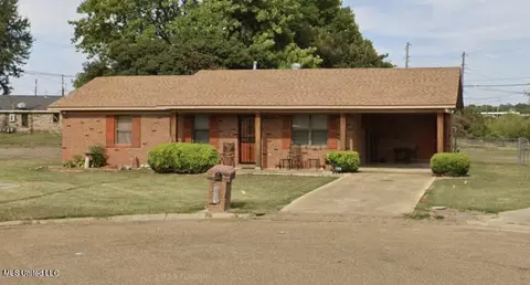 100 Carter St, Belzoni, MS 39038