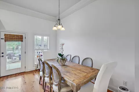 Dining - 2022 E Ridge Cir, Madison, MS 39110 photo 2 of 2