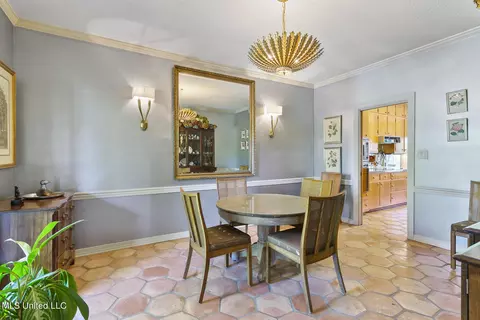 Dining - 37 Polo Dr, Jackson, MS 39211 photo 1 of 4