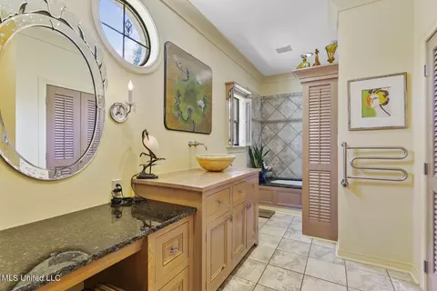 Bath - 37 Polo Dr, Jackson, MS 39211 photo 1 of 6