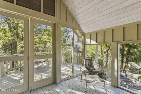 Exterior - 37 Polo Dr, Jackson, MS 39211 photo 18 of 22