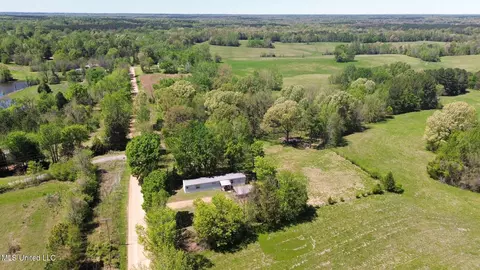 7503 Pine Hill Rd, Charleston, MS 38921