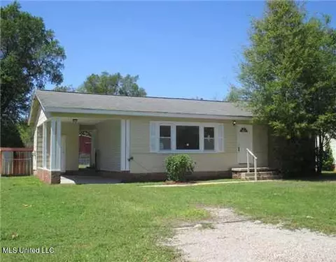 329 Belvedere Dr, Biloxi, MS 39531
