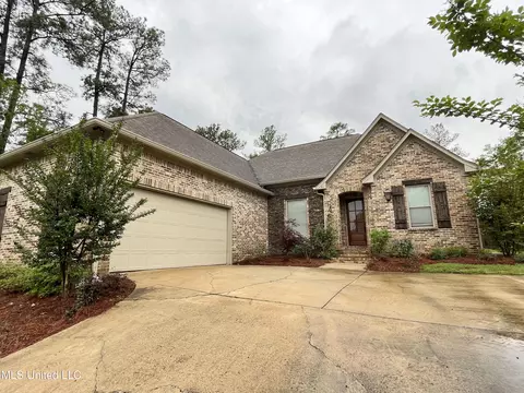 101 Speers Valley Rd, Brandon, MS 39042