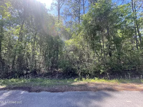 Trotter Street, Ocean Springs, MS 39564