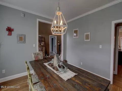 Dining - 1380 Fieldstone St, Hernando, MS 38632 photo 4 of 4